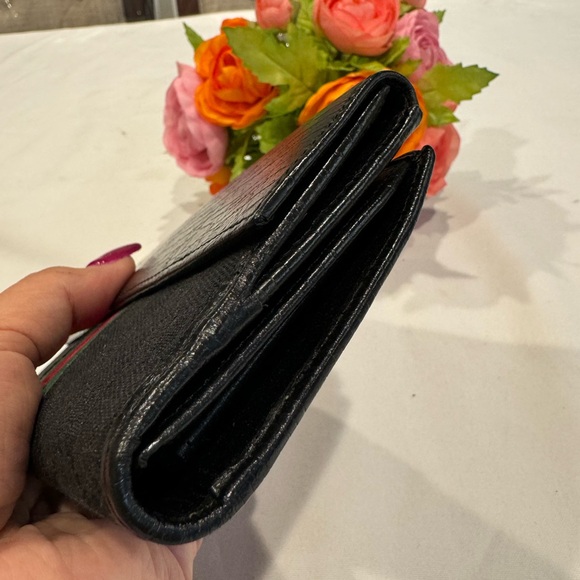 Authentic Gucci wallet - Picture 4 of 13